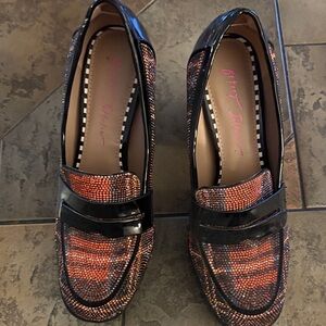 Betsey Johnson Black and Orange Heels